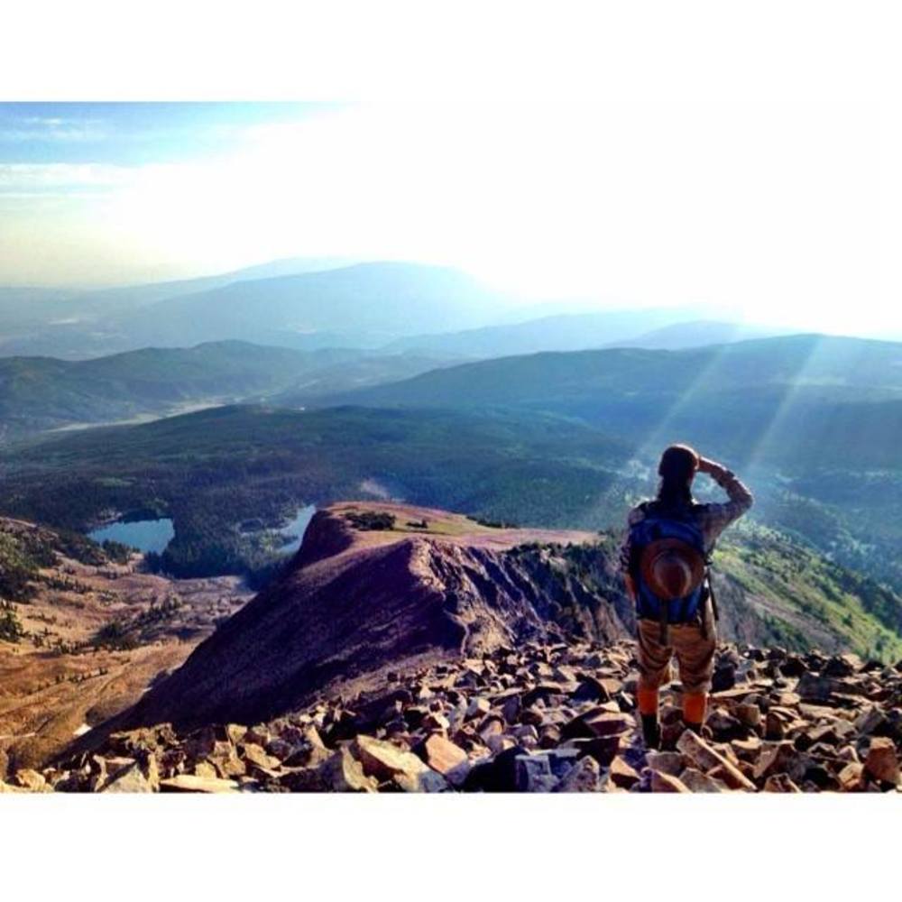 Meet your Posher, Sinji